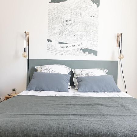 Bobby'S Beds Apartment เลส์-ปองต์-เดอ-เซ ภายนอก รูปภาพ